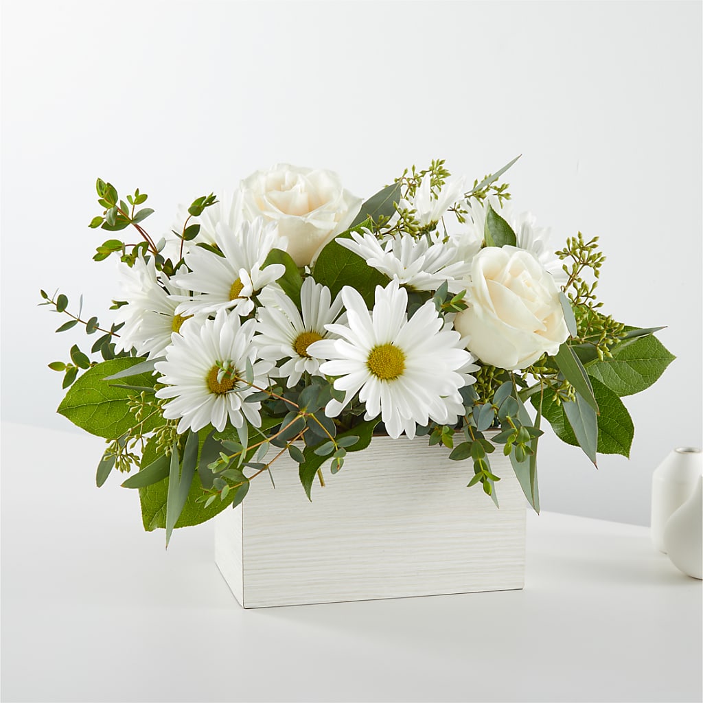 Fresh Linen Box Bouquet – DANDELIONS ALL THINGS WEDDINGS & EVENTS, Germanton NC