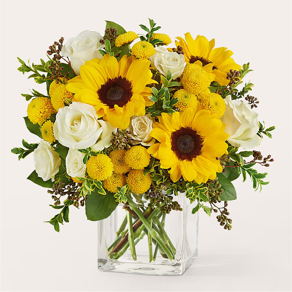Luminous Morning Bouquet – DANDELIONS ALL THINGS WEDDINGS & EVENTS, Germanton NC