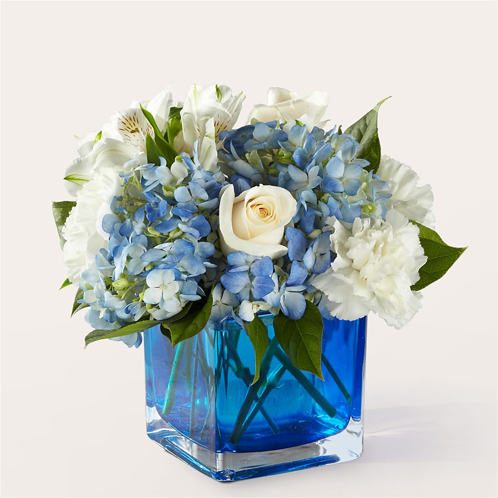 Soothing Waters Bouquet – DANDELIONS ALL THINGS WEDDINGS & EVENTS, Germanton NC
