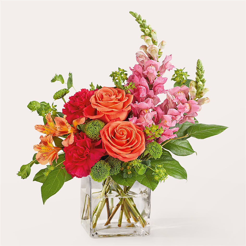 Cosmopolitan Bouquet – DANDELIONS ALL THINGS WEDDINGS & EVENTS, Germanton NC