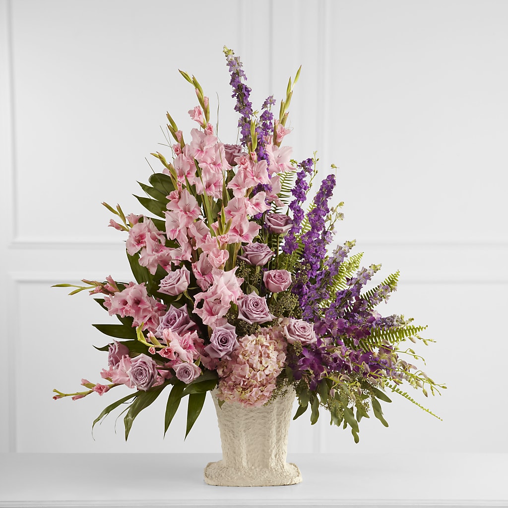 Flowing Garden Arrangement – DANDELIONS ALL THINGS WEDDINGS & EVENTS, Germanton NC