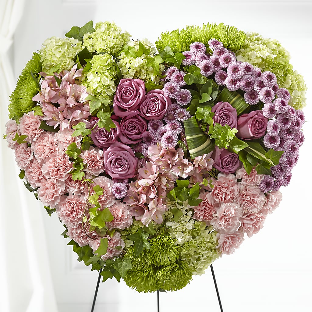 Heartwarming Standing Heart – DANDELIONS ALL THINGS WEDDINGS & EVENTS, Germanton NC