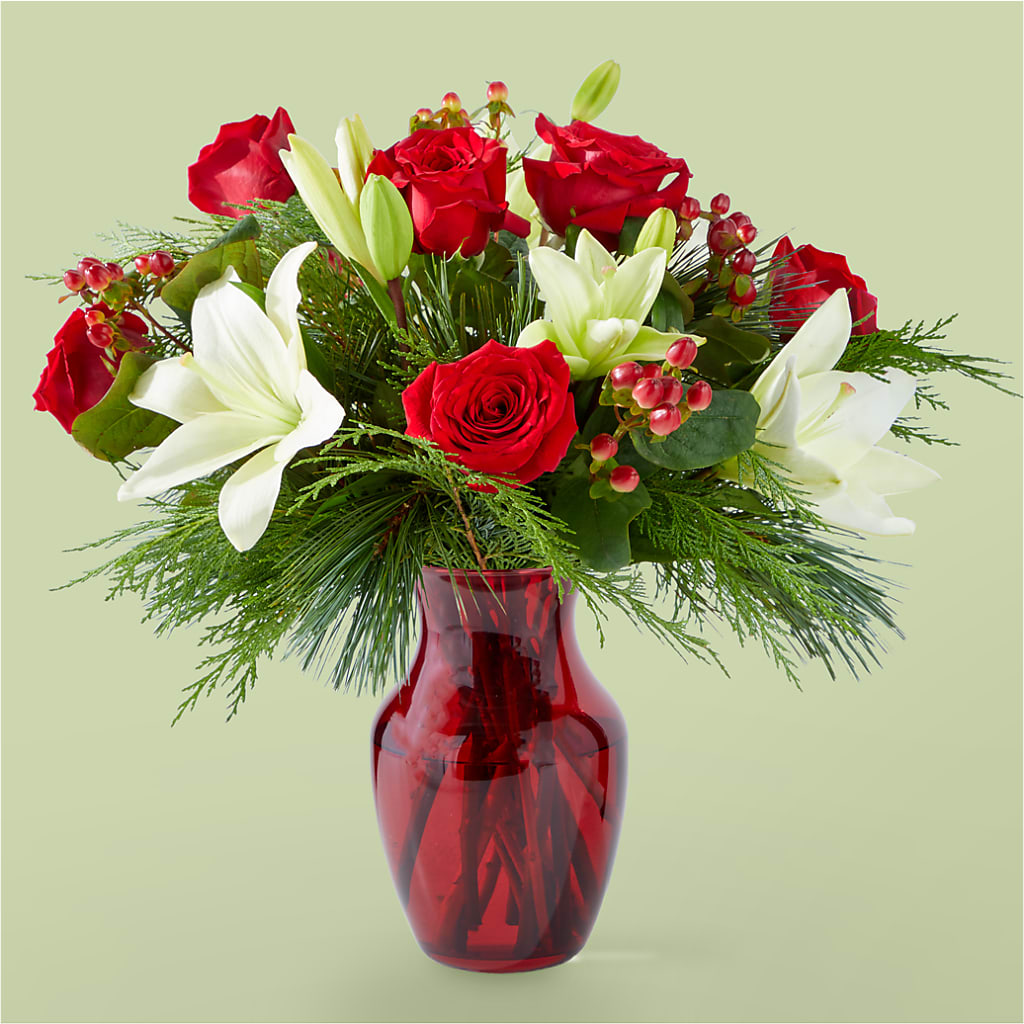 Evergreen Delight Bouquet – DANDELIONS ALL THINGS WEDDINGS & EVENTS, Germanton NC