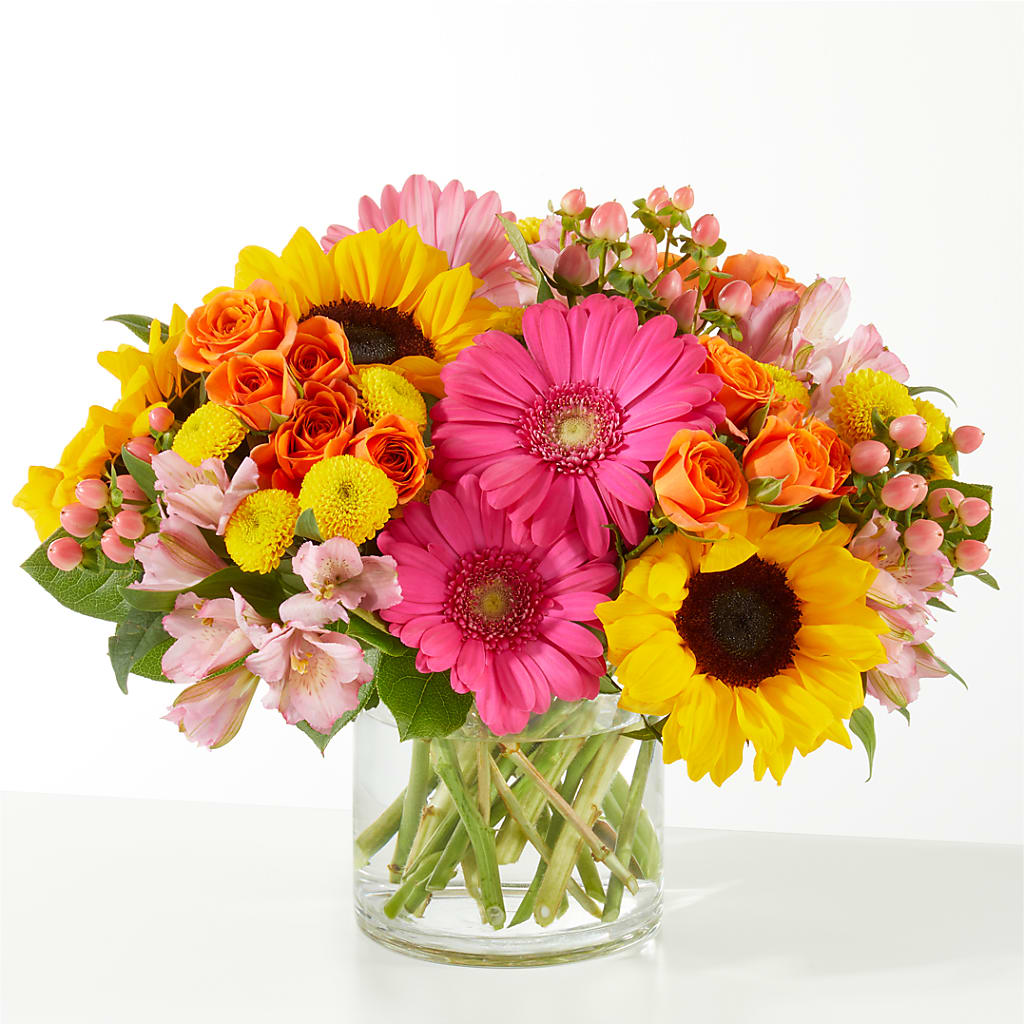 Beach Day Bouquet – DANDELIONS ALL THINGS WEDDINGS & EVENTS, Germanton NC