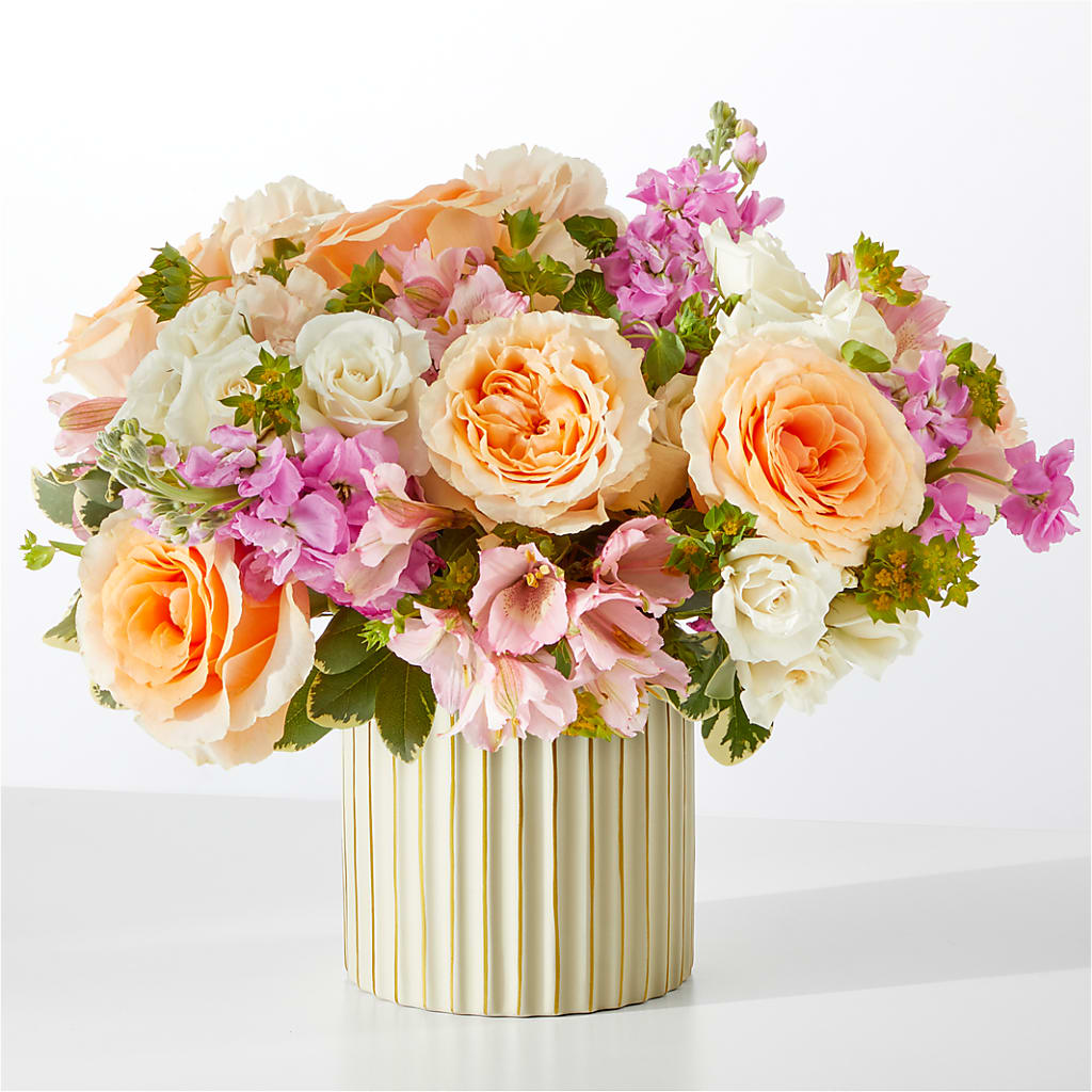 Paradise Bouquet with Ivory Vase – DANDELIONS ALL THINGS WEDDINGS & EVENTS, Germanton NC