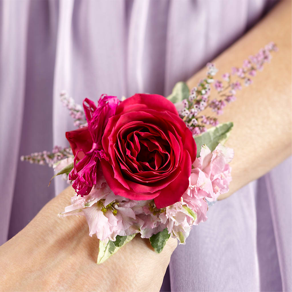 Rose Charm Corsage – DANDELIONS ALL THINGS WEDDINGS & EVENTS, Germanton NC