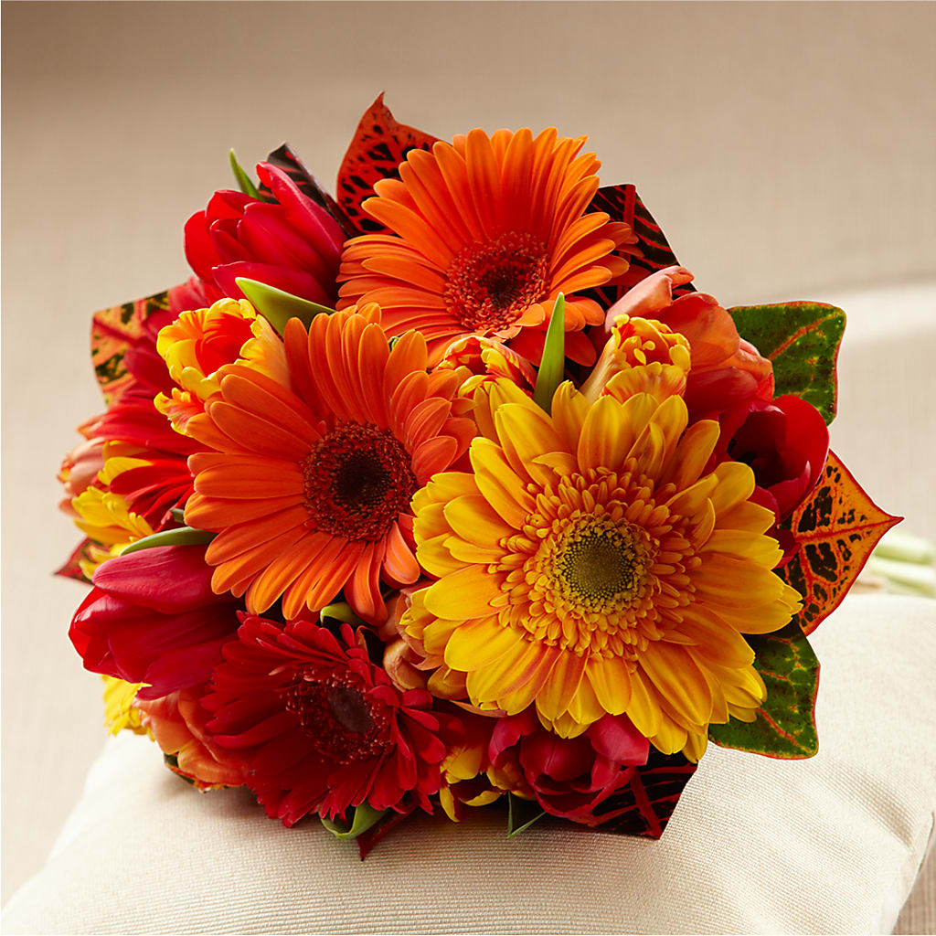 Sunglow Bouquet – DANDELIONS ALL THINGS WEDDINGS & EVENTS, Germanton NC