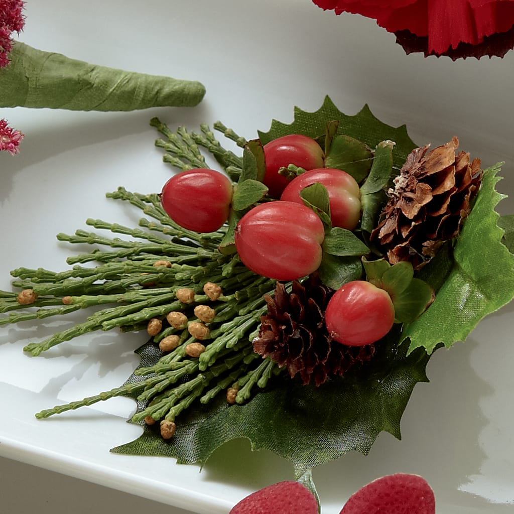 Red Berry Boutonniere – DANDELIONS ALL THINGS WEDDINGS & EVENTS, Germanton NC