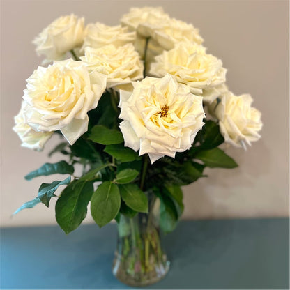 Long Stem Yellow Rose Bouquet – DANDELIONS ALL THINGS WEDDINGS & EVENTS, Germanton NC