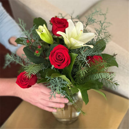 Glittering Lights Bouquet – DANDELIONS ALL THINGS WEDDINGS & EVENTS, Germanton NC