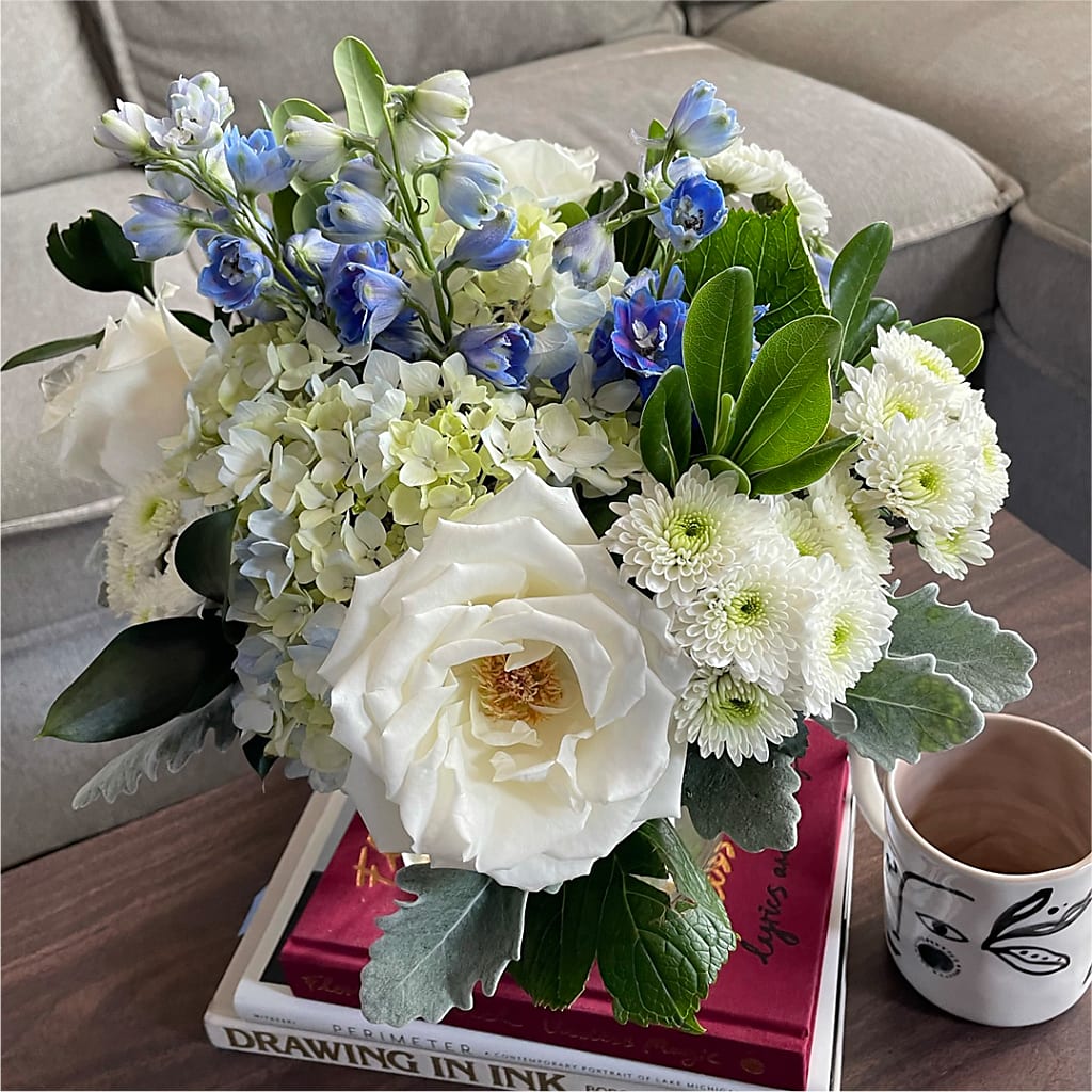 Clear Skies Bouquet – DANDELIONS ALL THINGS WEDDINGS & EVENTS, Germanton NC