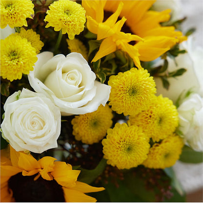 Luminous Morning Bouquet – DANDELIONS ALL THINGS WEDDINGS & EVENTS, Germanton NC