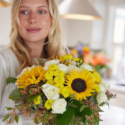 Luminous Morning Bouquet – DANDELIONS ALL THINGS WEDDINGS & EVENTS, Germanton NC