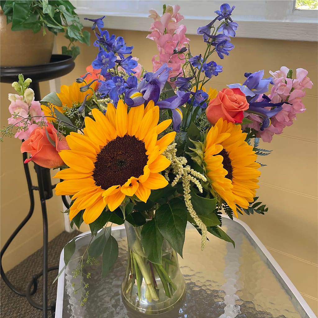 Rays of Life Bouquet – DANDELIONS ALL THINGS WEDDINGS & EVENTS, Germanton NC