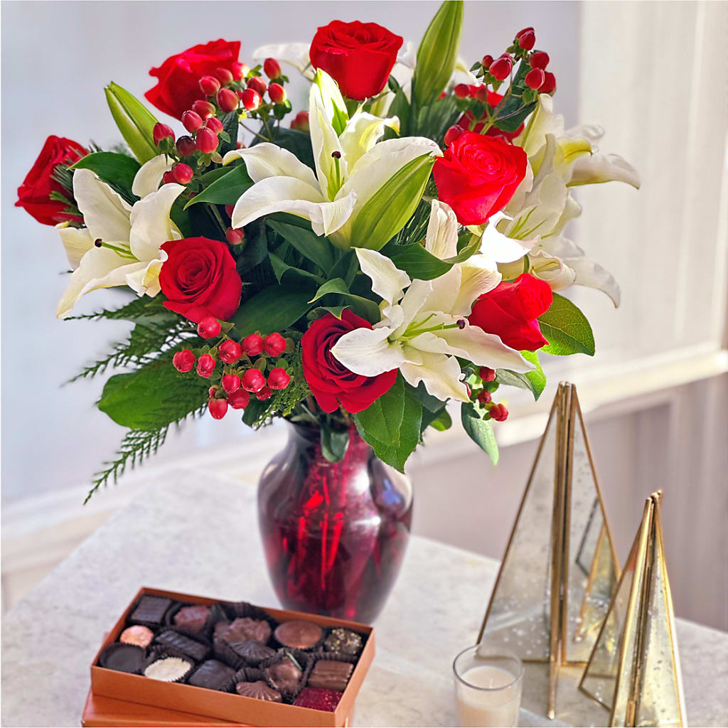 Evergreen Delight Bouquet and Chocolate Gift Set – DANDELIONS ALL THINGS WEDDINGS & EVENTS, Germanton NC
