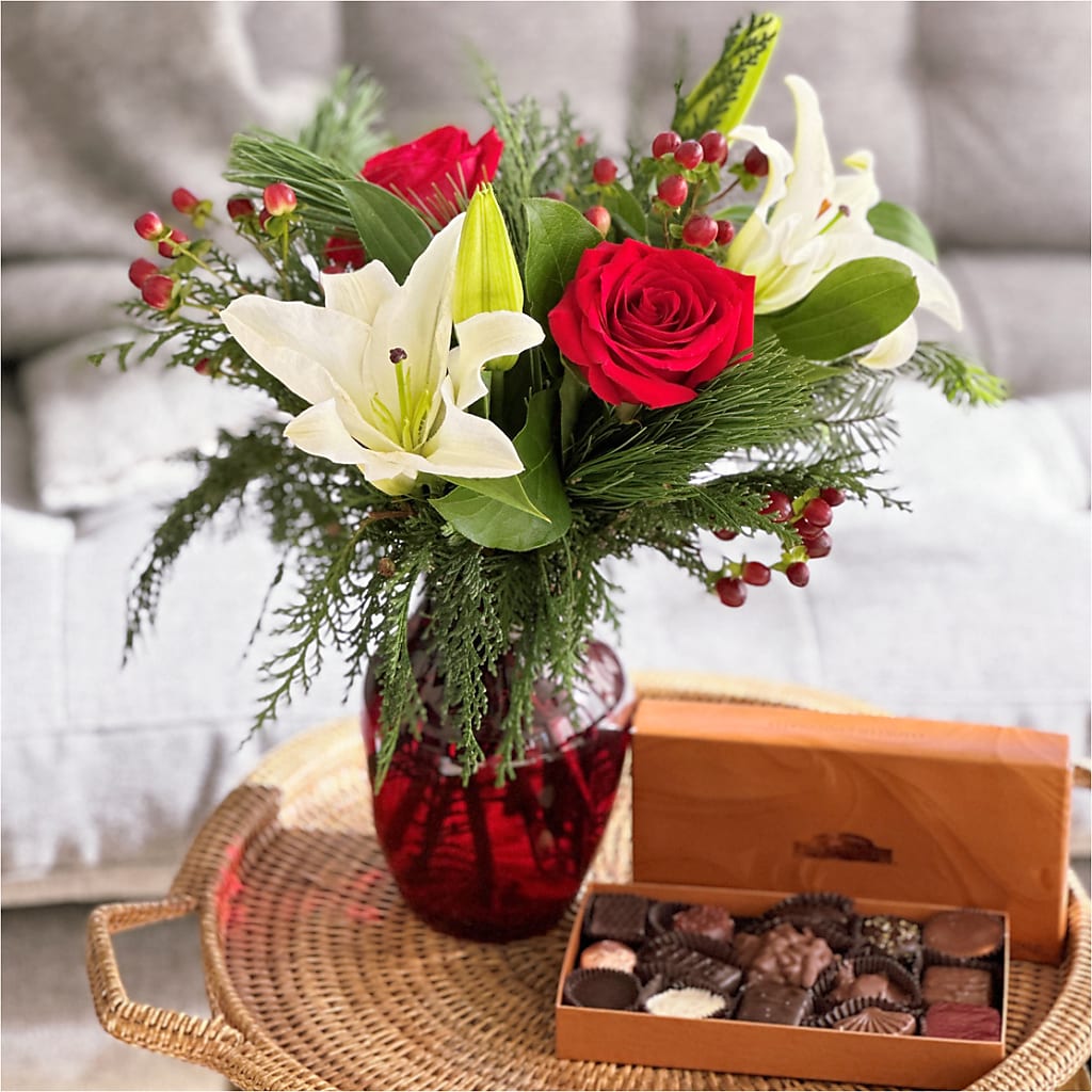 Evergreen Delight Bouquet and Chocolate Gift Set – DANDELIONS ALL THINGS WEDDINGS & EVENTS, Germanton NC