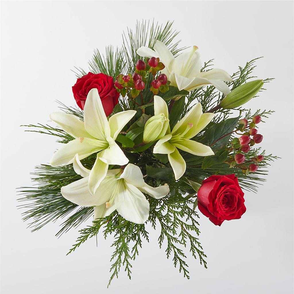 Evergreen Delight Bouquet – DANDELIONS ALL THINGS WEDDINGS & EVENTS, Germanton NC