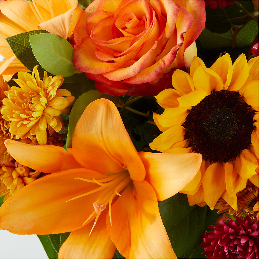 Grateful Centerpiece – DANDELIONS ALL THINGS WEDDINGS & EVENTS, Germanton NC