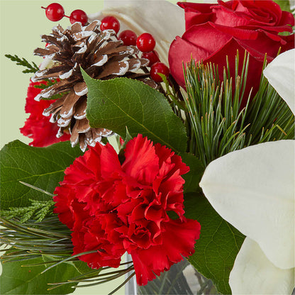 Glistening Icicles Bouquet – DANDELIONS ALL THINGS WEDDINGS & EVENTS, Germanton NC