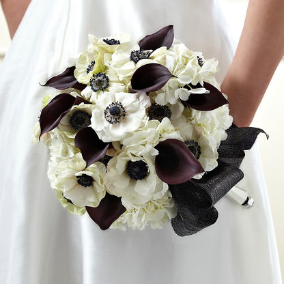 To Have and To Hold Bouquet – DANDELIONS ALL THINGS WEDDINGS & EVENTS, Germanton NC